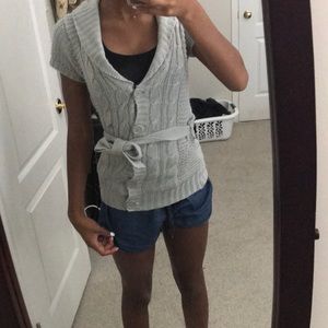 Short sleeve grey knit